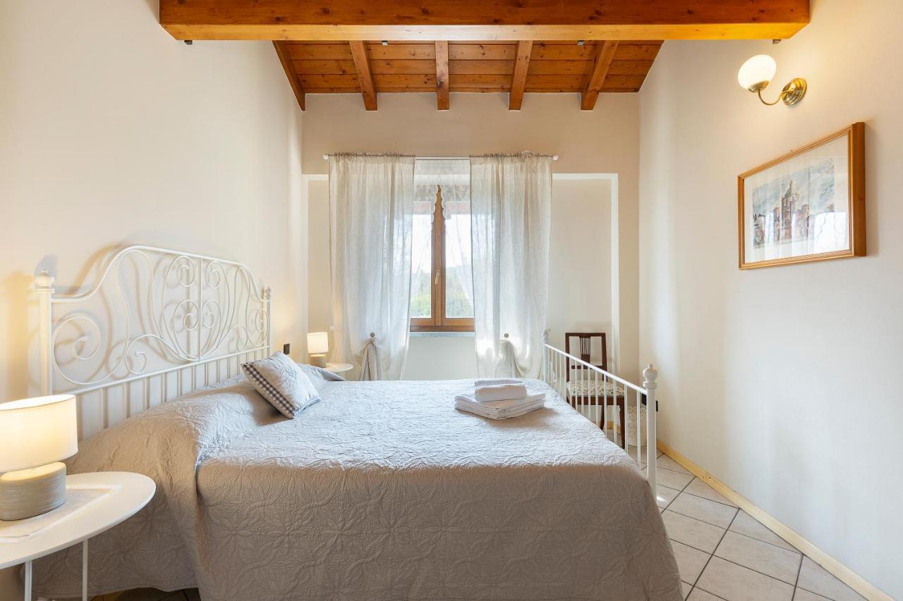 Bb10 Oasi Guest House Arona Exterior photo